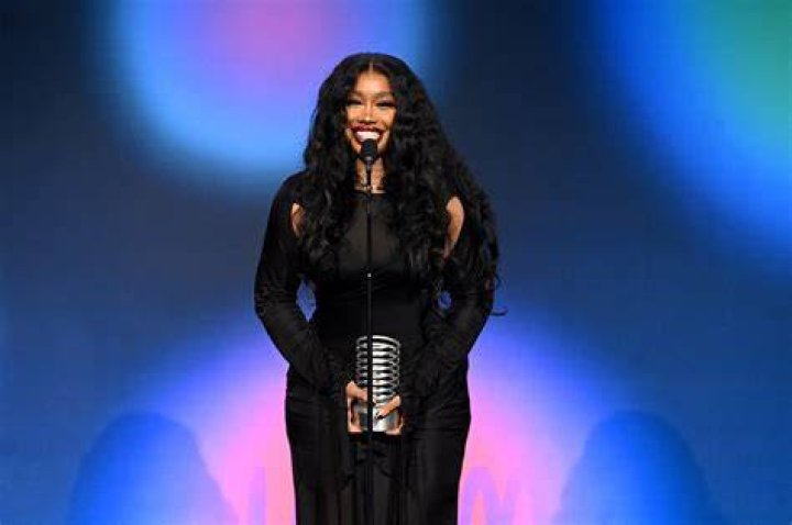 Unveiling The Allure Of SZA's Ass: A Deep Dive Into The Artist's Impact